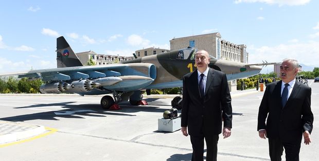 İlham Əliyev Naxçıvanda hərbi aerodromun açılışında iştirak edib